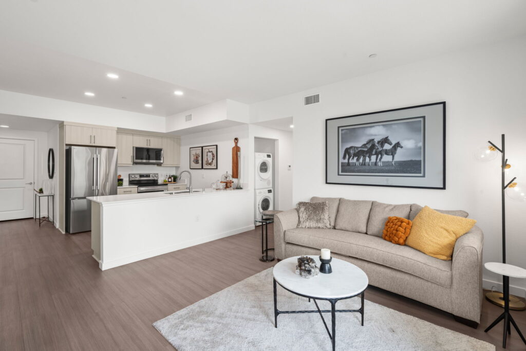 106-2724 El Cajon Blvd-18