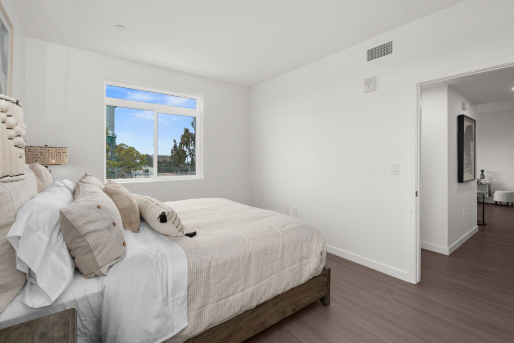 115-2724 El Cajon Blvd-10