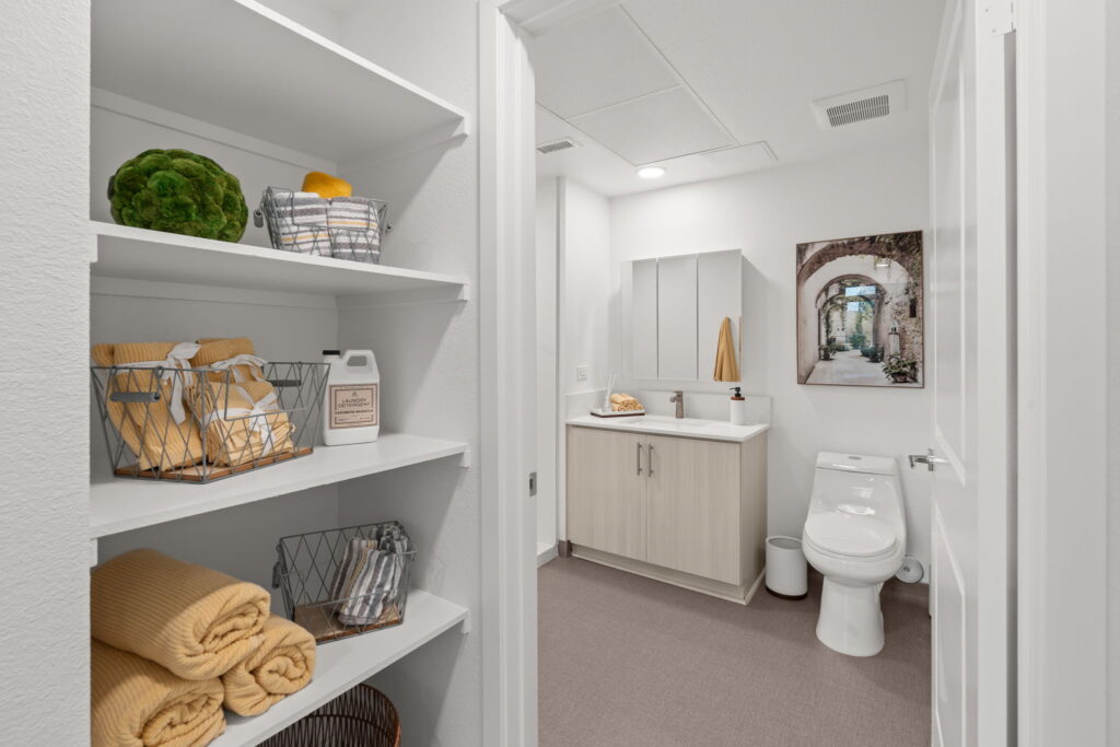 117-2724 El Cajon Blvd-8